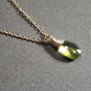 August Birthstone jewelry- Peridot & Spinel by admirable jewels