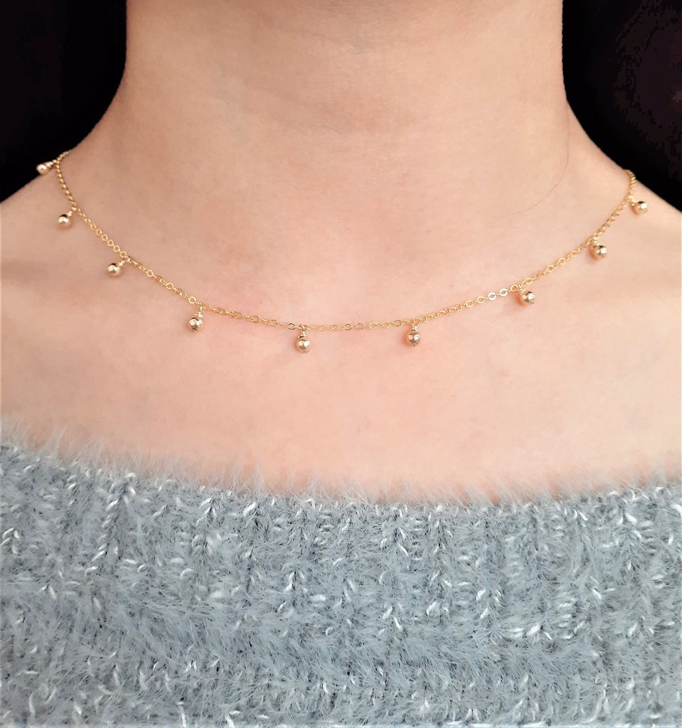 Simple Gold Drop Choker Necklace