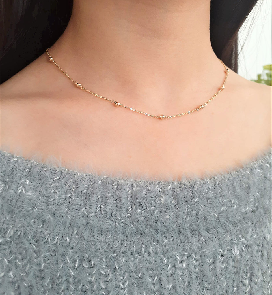 Dainty Gold Beaded Choker Necklace